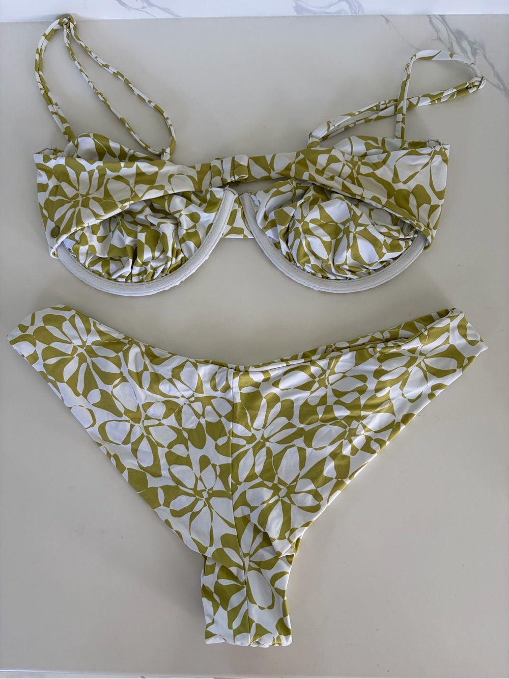 Billabong Olive and White Floral Underwire Bikini Set. - Picture 2 of 2